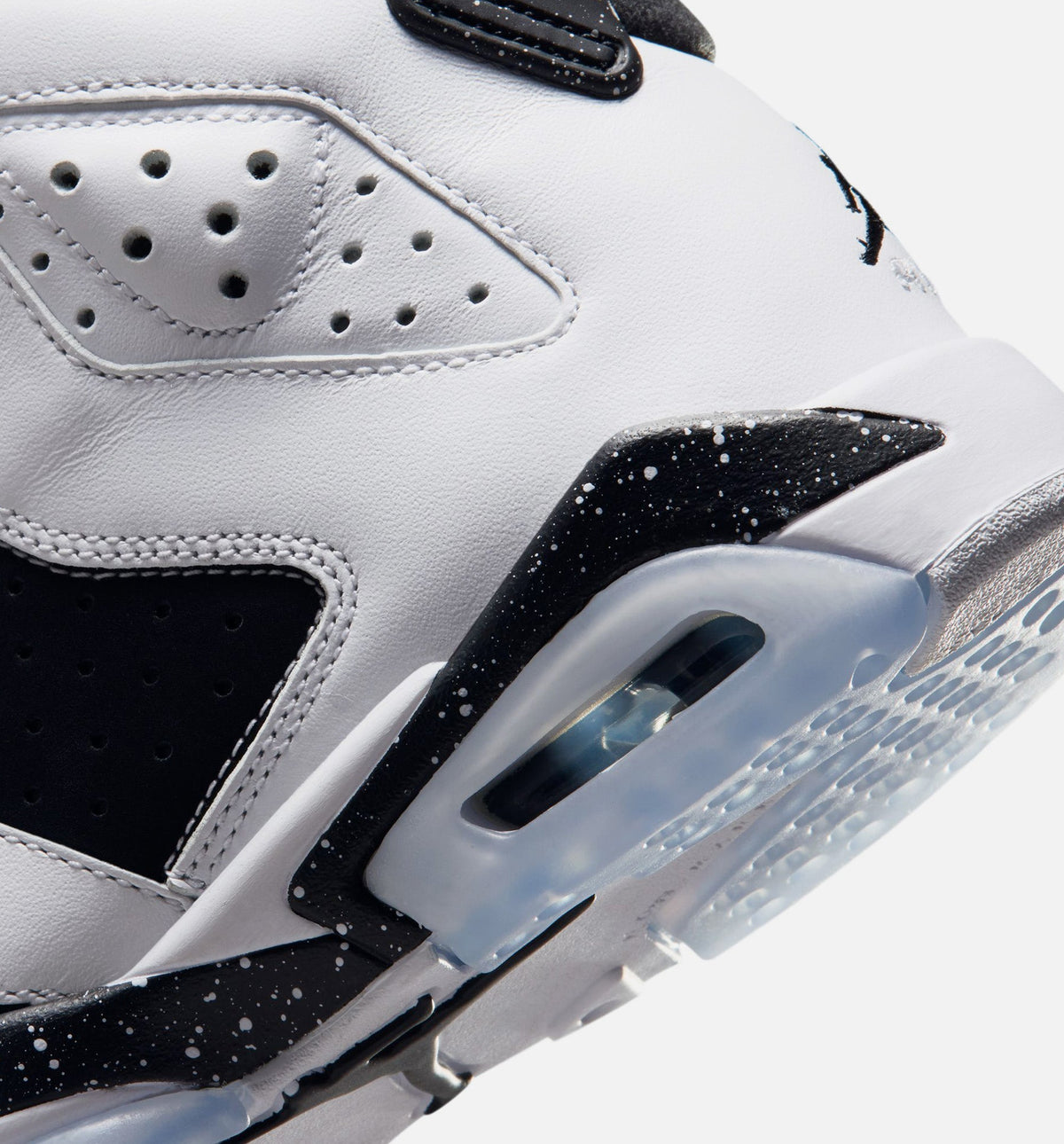 Air Jordan 6 Retro Black and White Grade School Shoe - Black/White