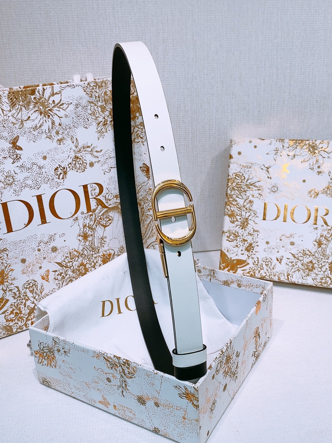 DIOR 25S BELT 20 MM IN LIGHT BLUE GREY CALFSKIN 572897