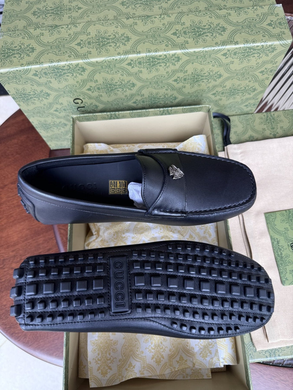 Gucci Black Metal-Bit Driving Loafers