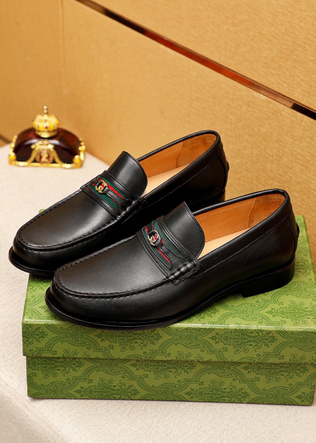 Gucci Leather Web Detail Loafers